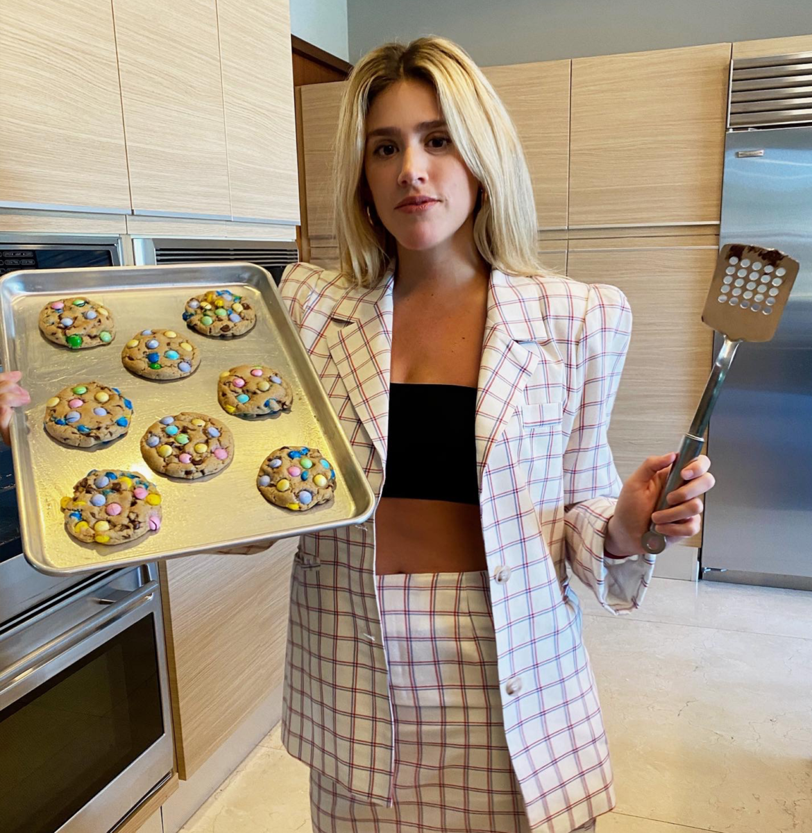 Imagen 03 para Fer BAKING TIME: EASTER CHOCOLATE CHIP COOKIES